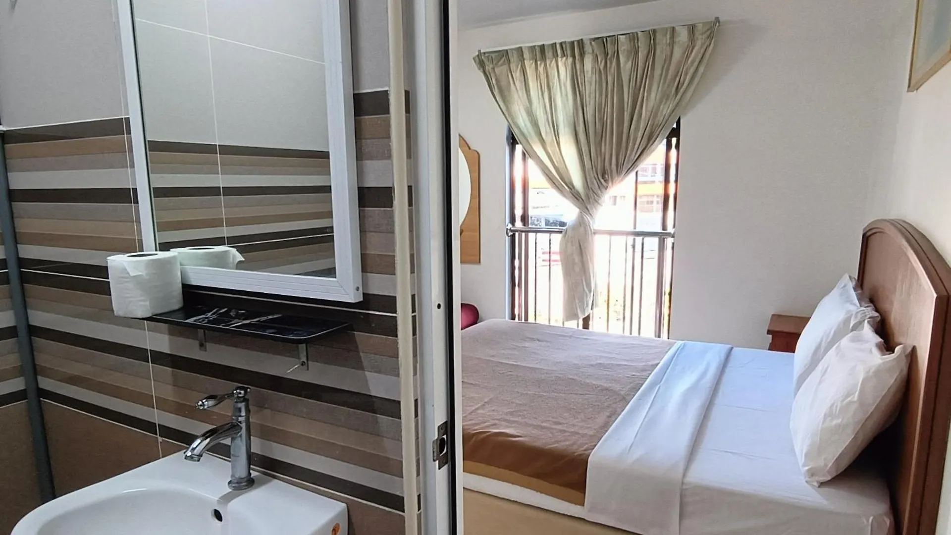 Kota Lodge Guest House Malacca